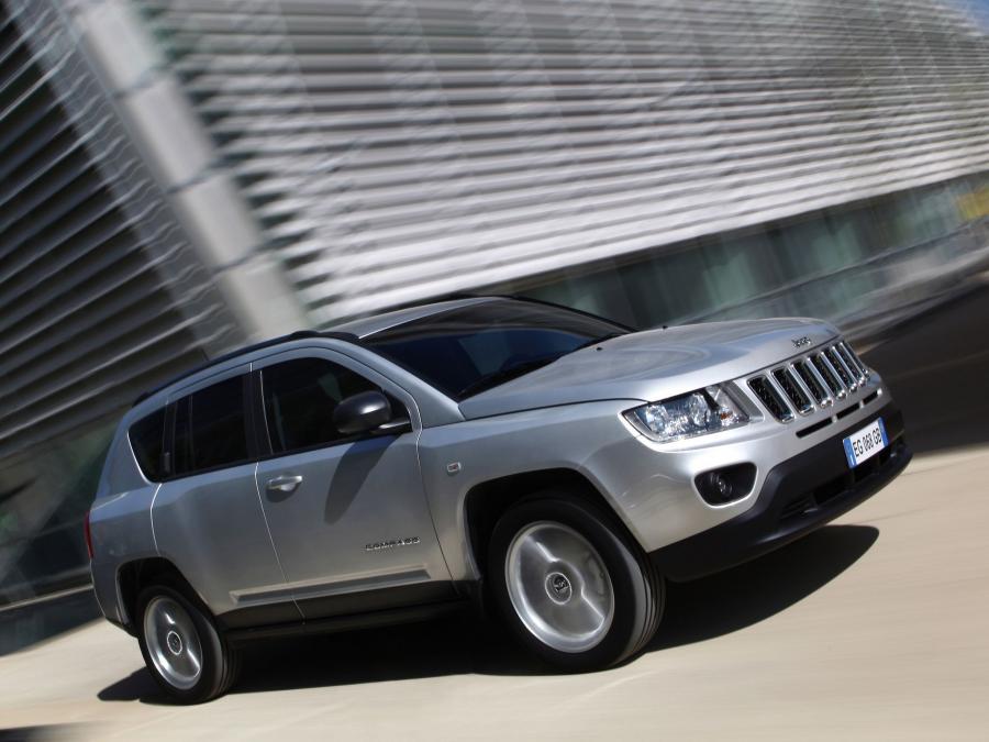  Jeep Compass 2011 года  (EU) (фото 4 из 15)